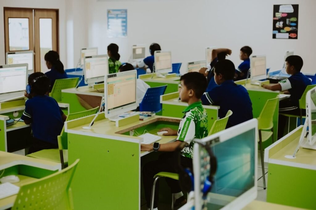 Students 16 1024x682